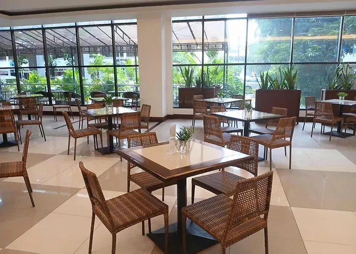 Hotel Dohera 4*