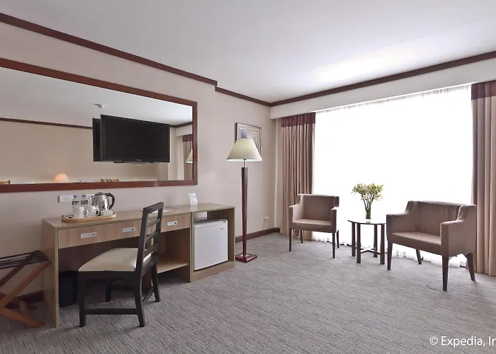 Hotel Dohera 4*